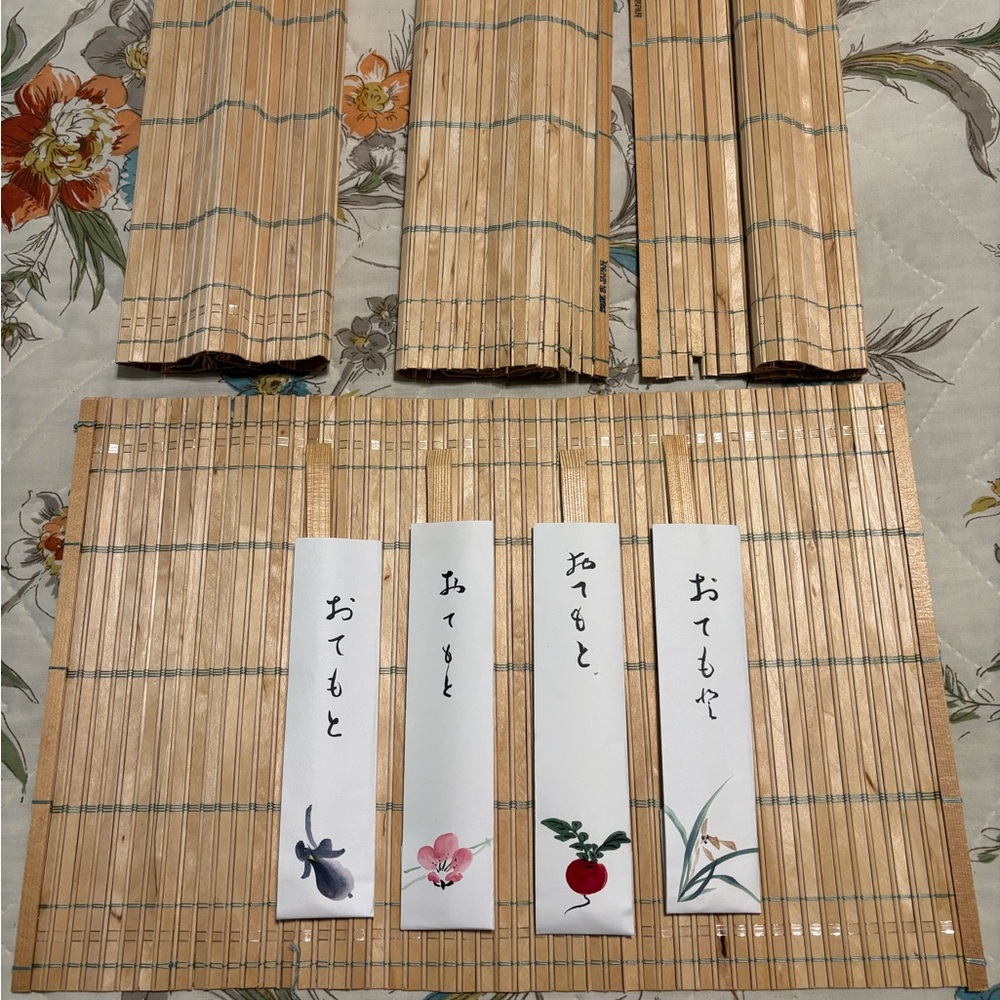 Bamboo placemats and chopsticks
